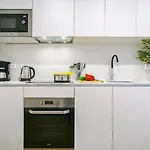 Feelathome Castilla Apartments